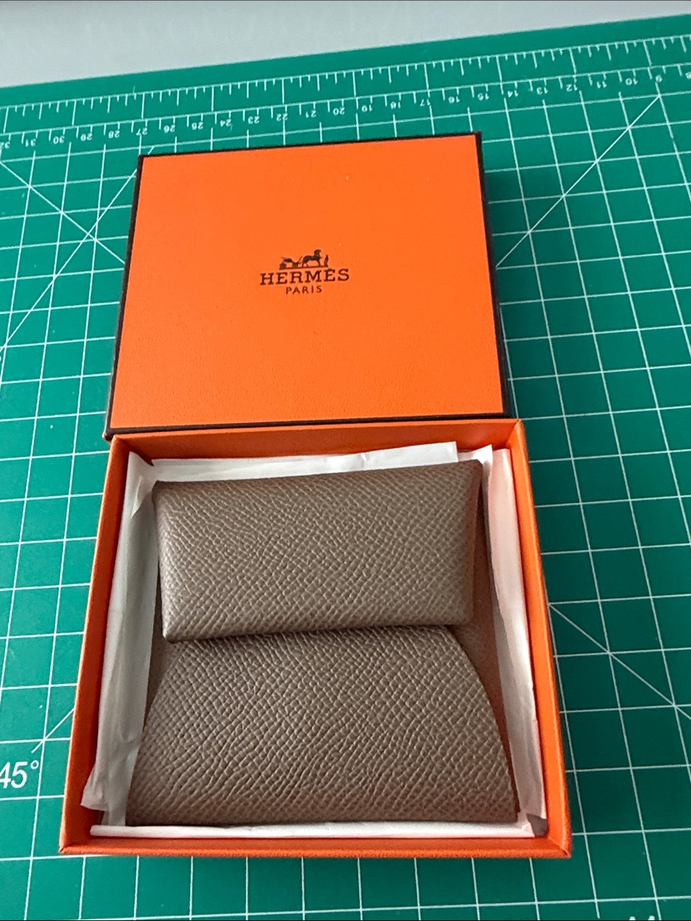 Hermes Bastia change purse